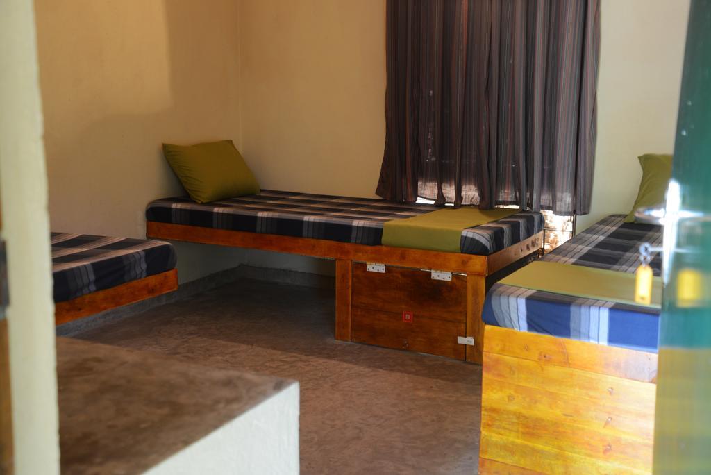Jungle Beach Hostel Unawatuna Kültér fotó