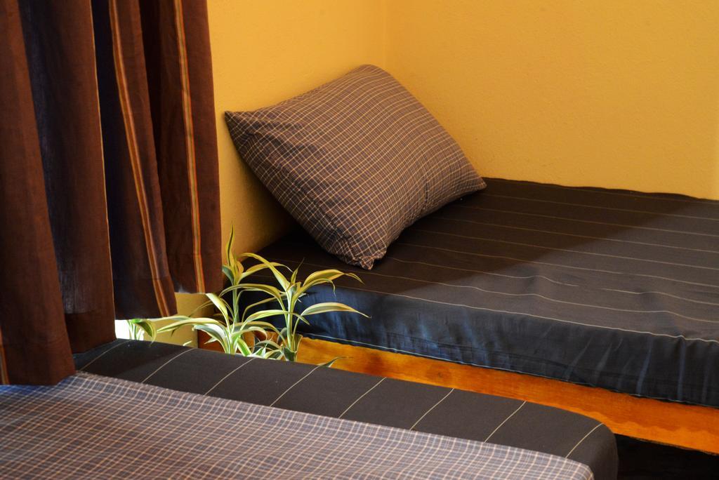 Jungle Beach Hostel Unawatuna Szoba fotó
