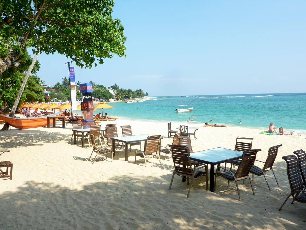 Jungle Beach Hostel Unawatuna Kültér fotó